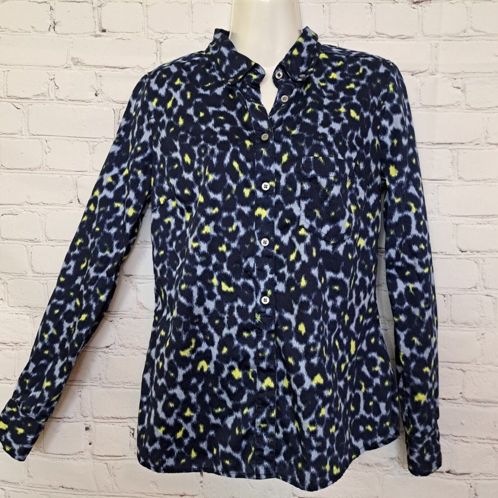 Gap Animal Print Button Up Shirt Size XS